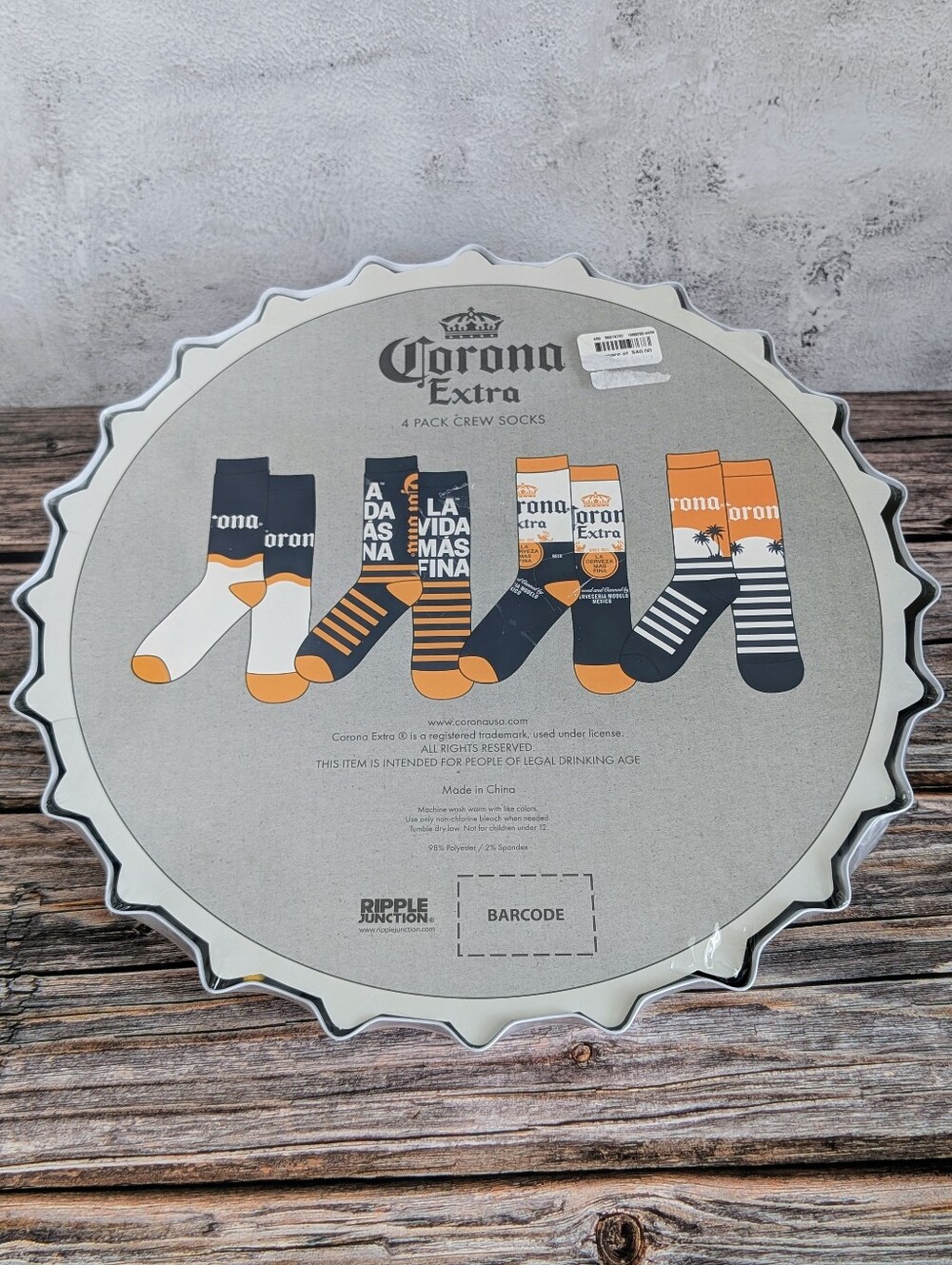 Corona Men's Crew Socks (4-Pack) With Metal Bottle Cap Serving Tray/Sign